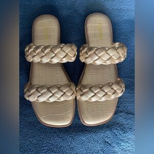 Chushionaire NEW!! Gold Braided Sandals